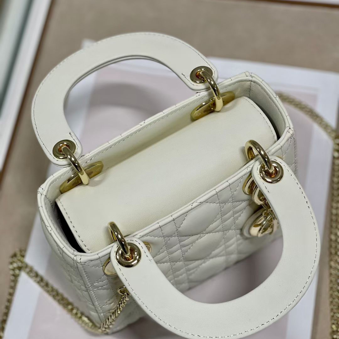 Dior Mini Lady Dior Bag    17cm - DesignerGu