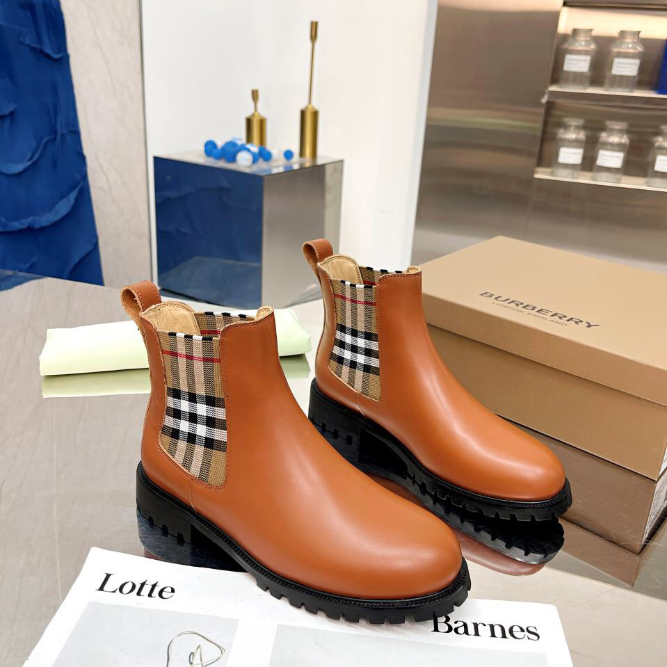 Burberry Vintage Check Detail Leather Chelsea Boots - DesignerGu