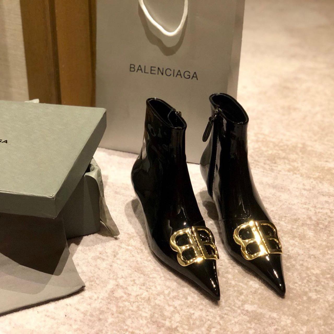 Balenciaga BB Boots - DesignerGu