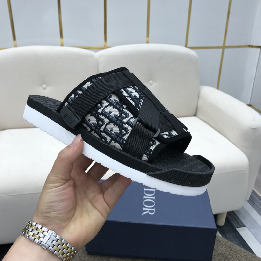 Dior D-Wander Slide  - DesignerGu