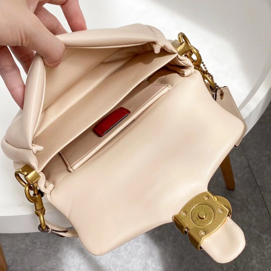 Coach Pillow Tabby Shoulder Bag(18.5-10.5-6.5cm) - DesignerGu