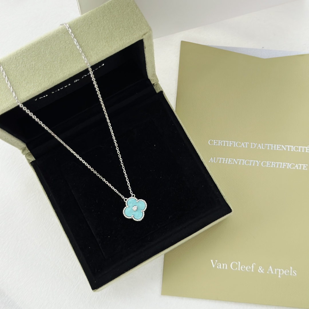 Van Cleef & Arpels Necklace - DesignerGu