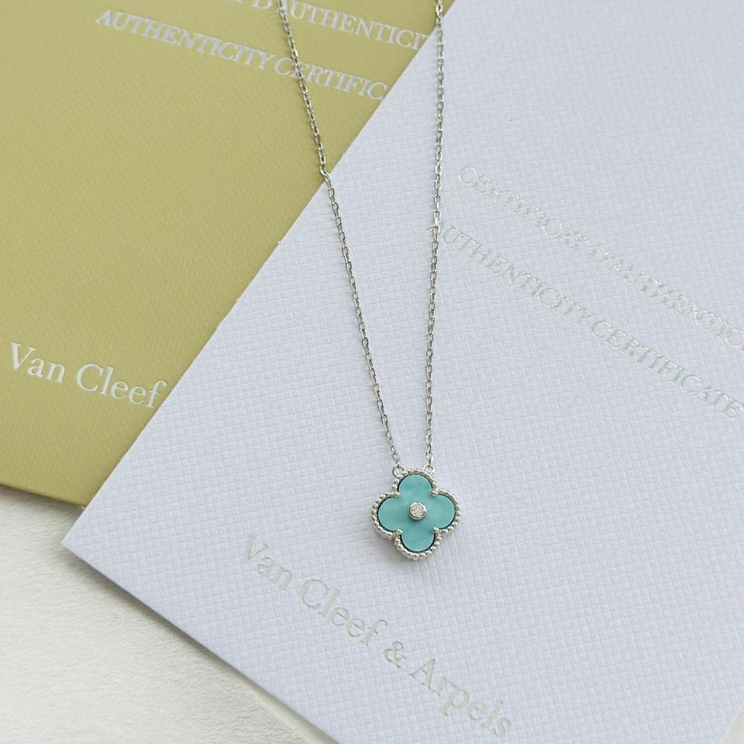 Van Cleef & Arpels Necklace - DesignerGu