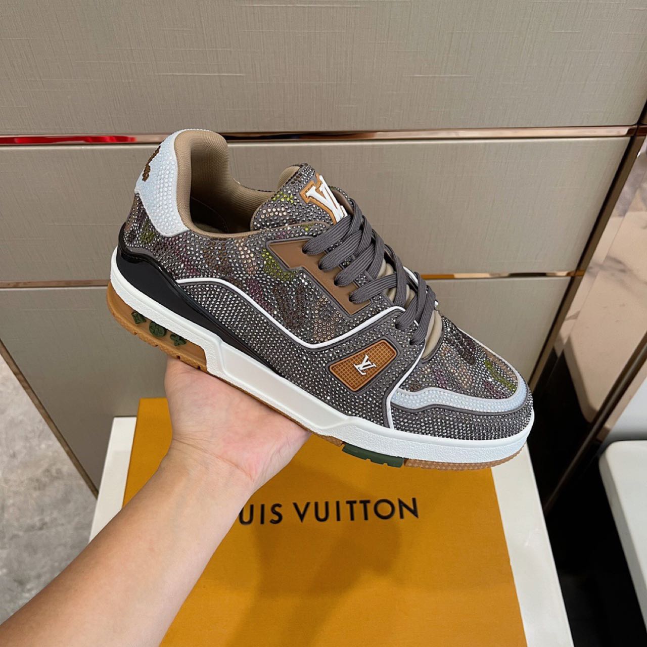 Louis Vuitton Trainer Sneaker (Upon UK Size) - DesignerGu