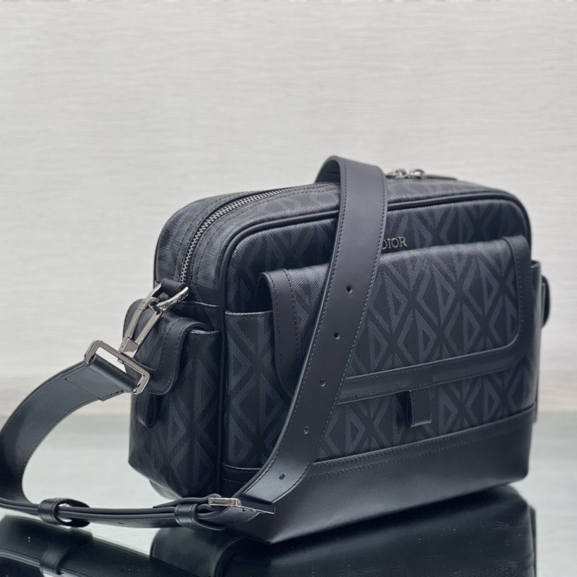 Dior Hit The Road Messenger Bag (26-21-8 cm) - DesignerGu