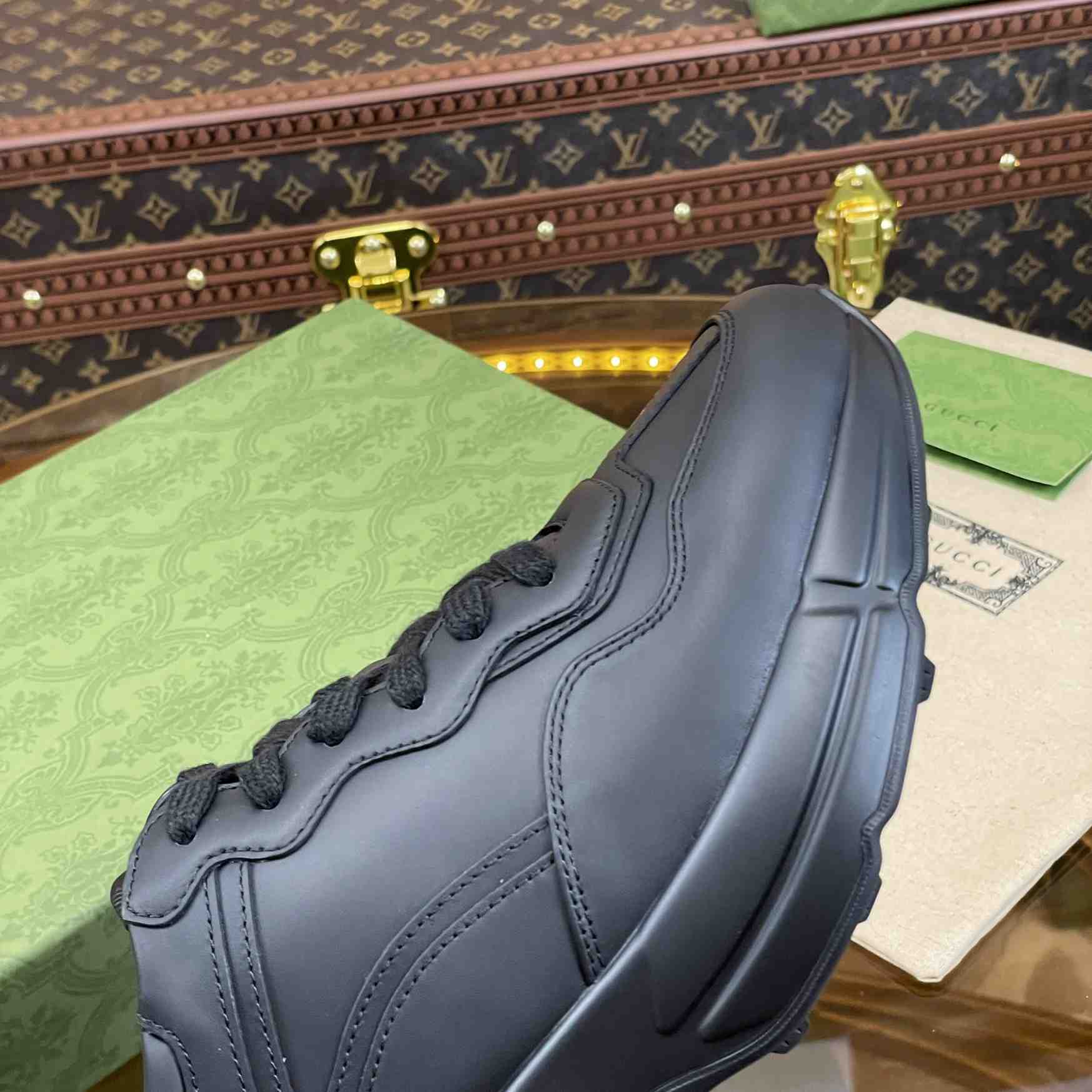 Gucci Rhyton Sneaker - DesignerGu