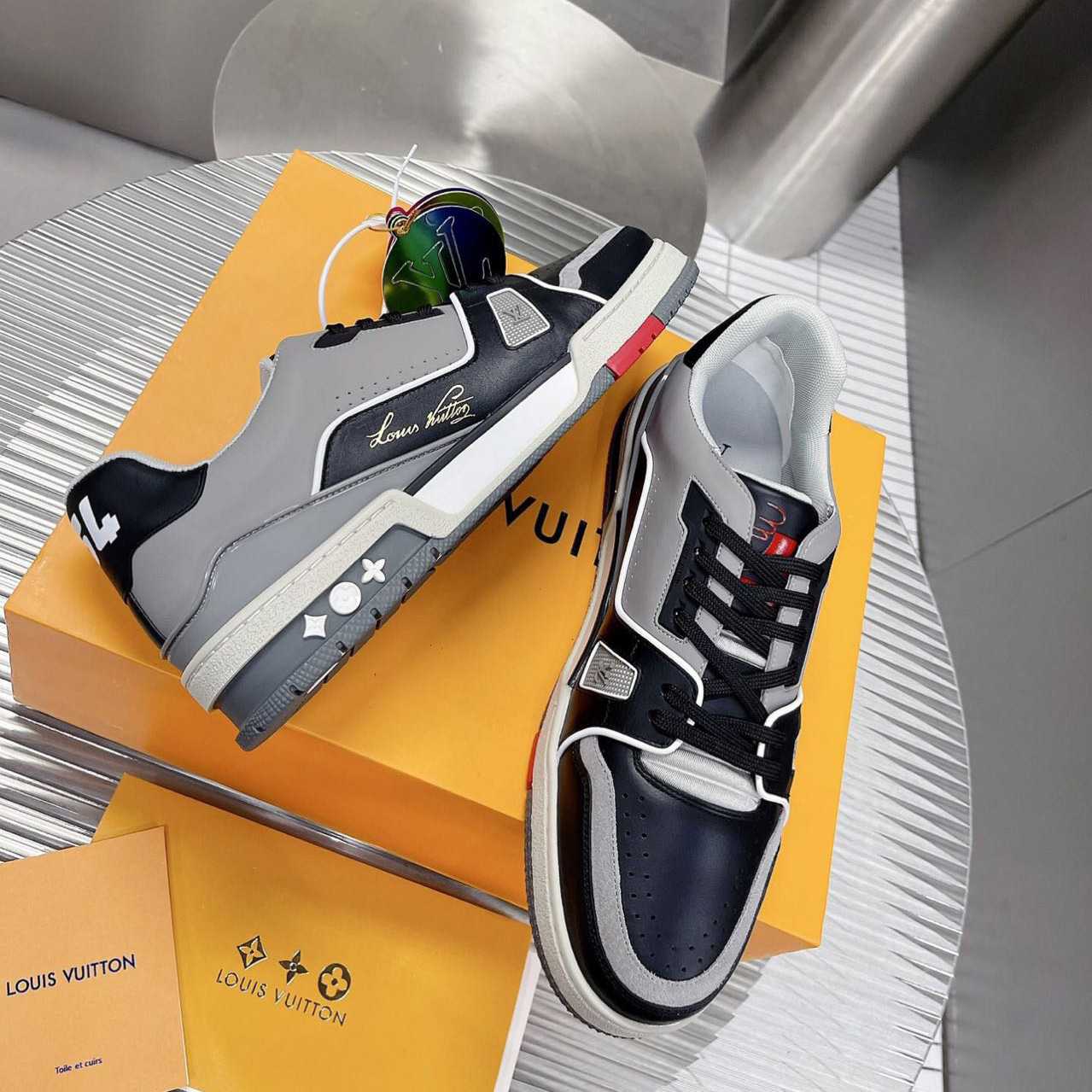 Louis Vuitton Trainer Sneaker (Upon UK Size) - DesignerGu