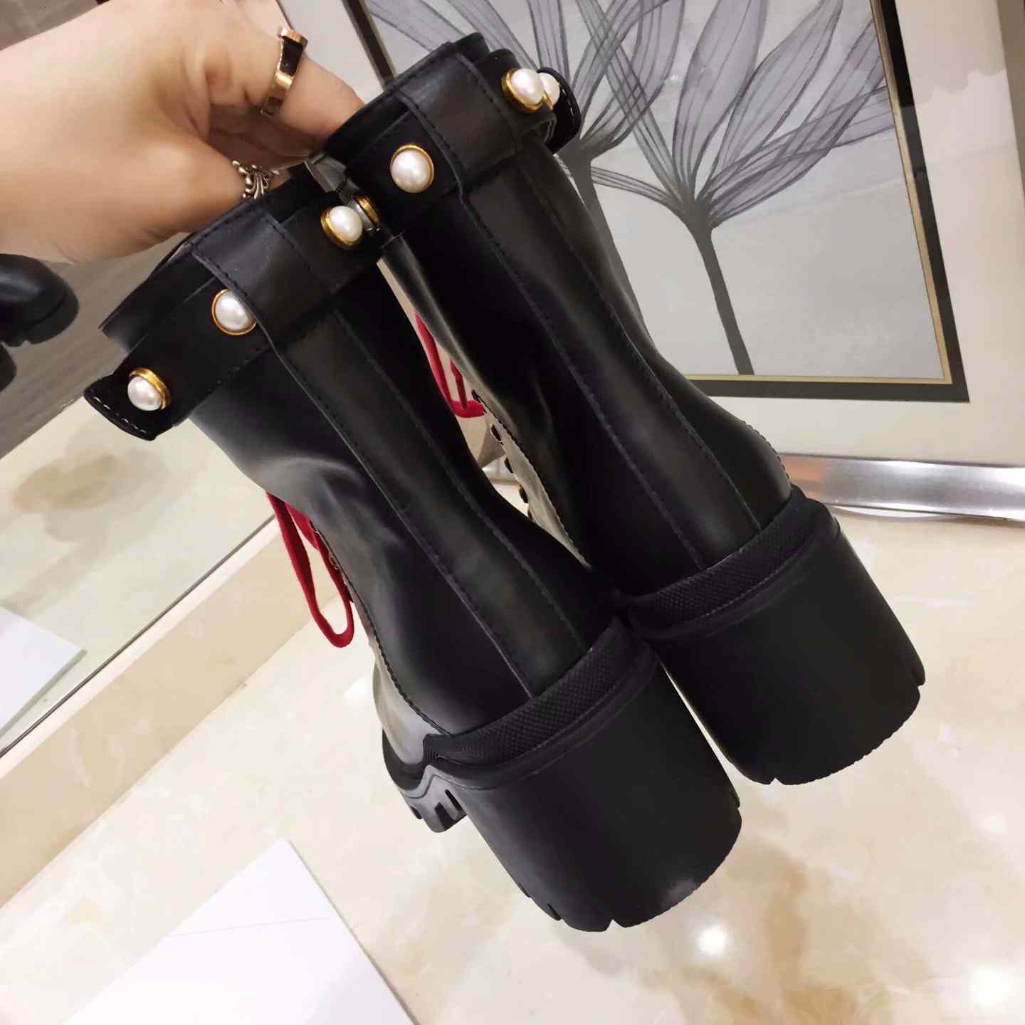 Gucci Leather Ankle Boot - DesignerGu