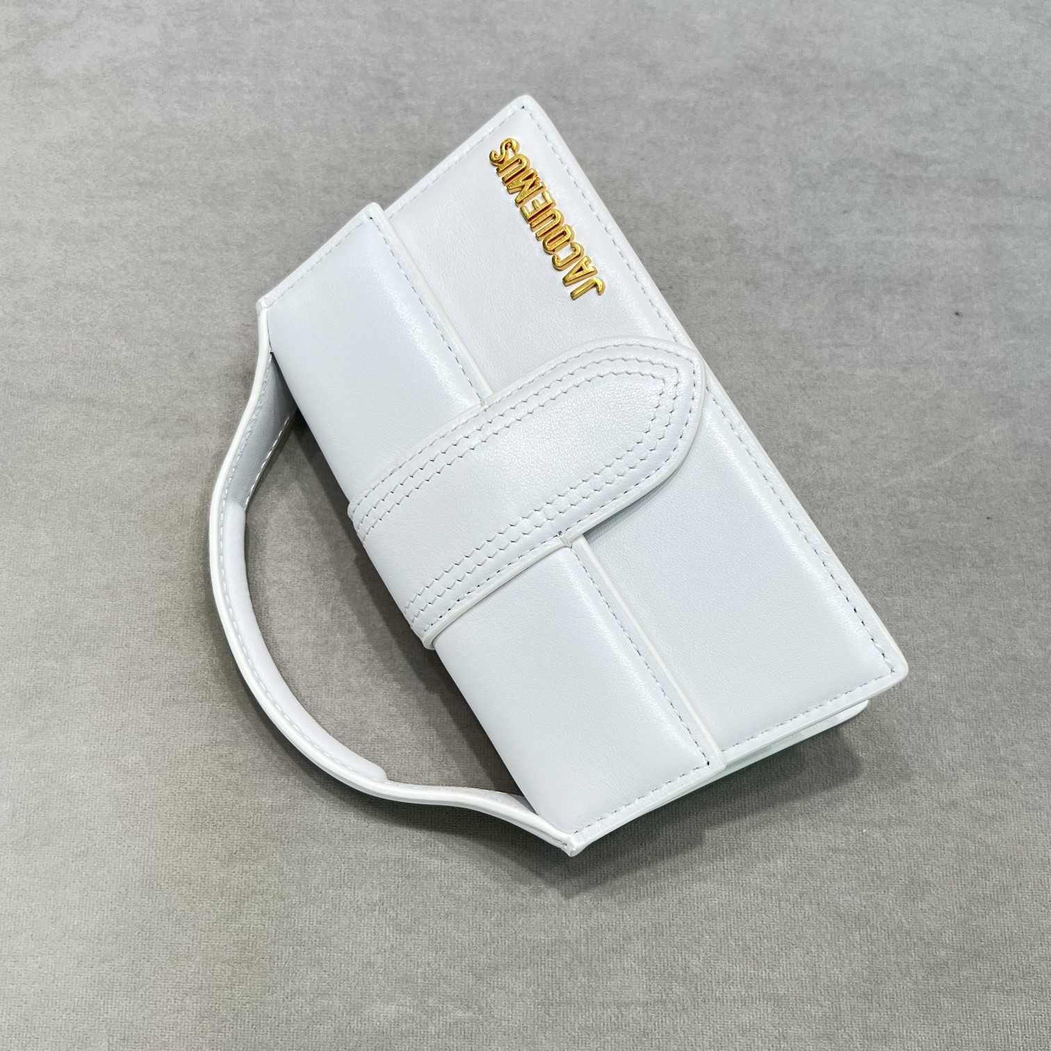 Jacquemus Le Bambino Small Handbag With Adjustable Crossbody Strap(18-6-7cm) - DesignerGu