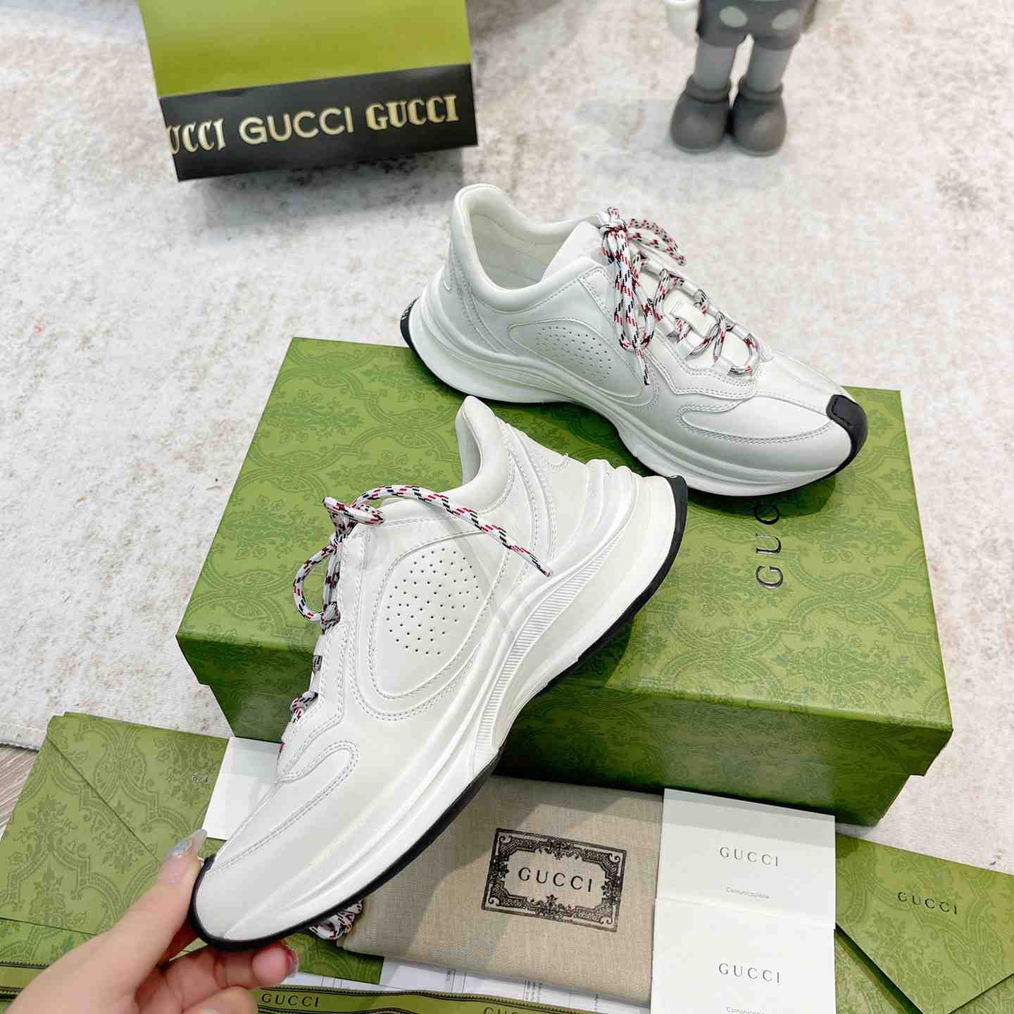 Gucci Leather Run Sneaker - DesignerGu