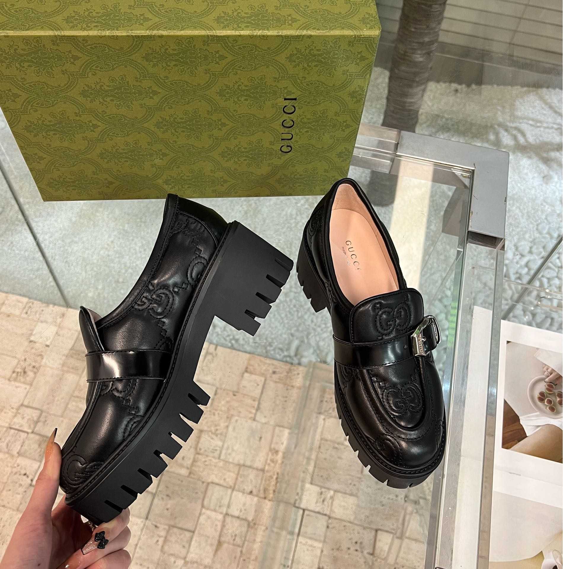 Gucci Women's GG Matelassé Shoe - DesignerGu