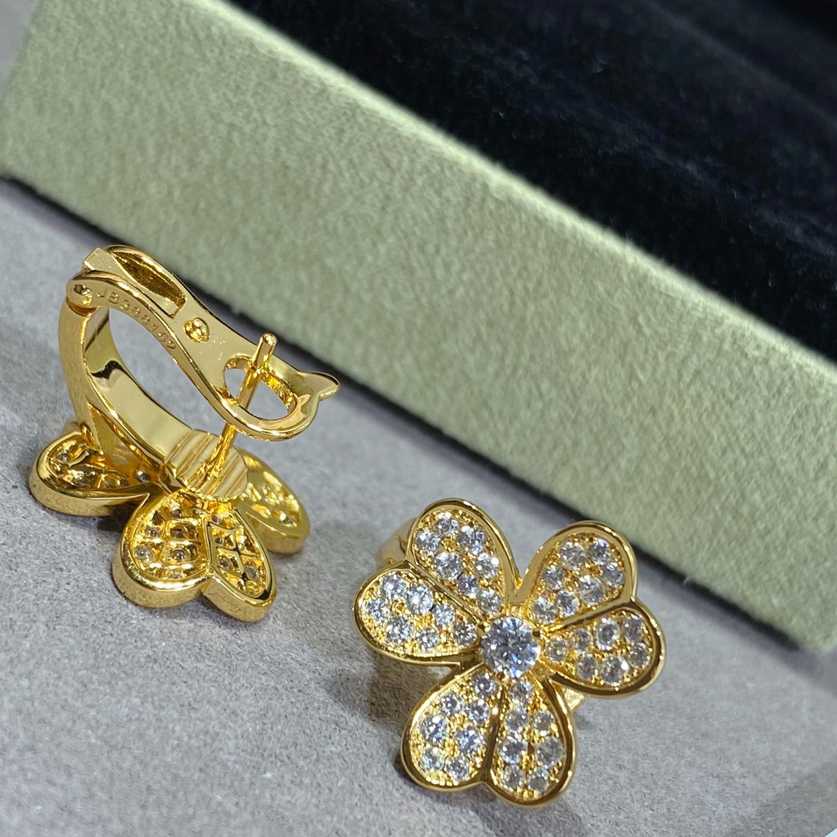 Van Cleef & Arpels Earrings - DesignerGu