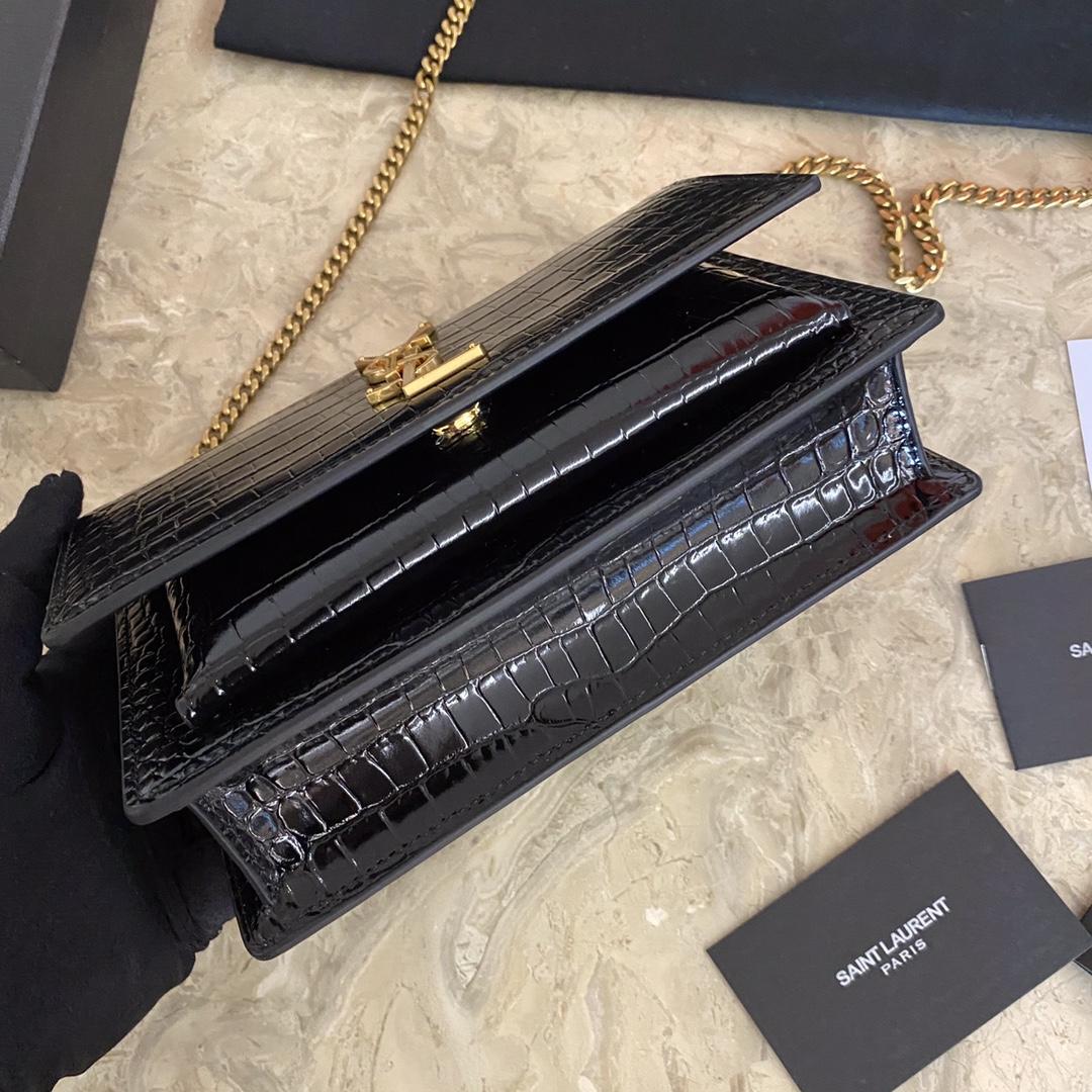 Saint Laurent Sunset Chain Wallet In Crocodile-Embossed Shiny Leather - DesignerGu