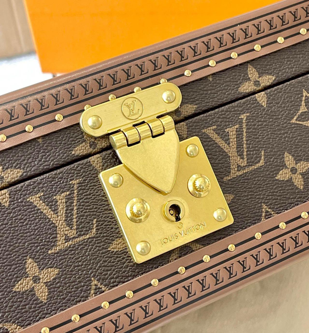 Louis Vuitton Coffret Eight Montres Watch Trunk - DesignerGu