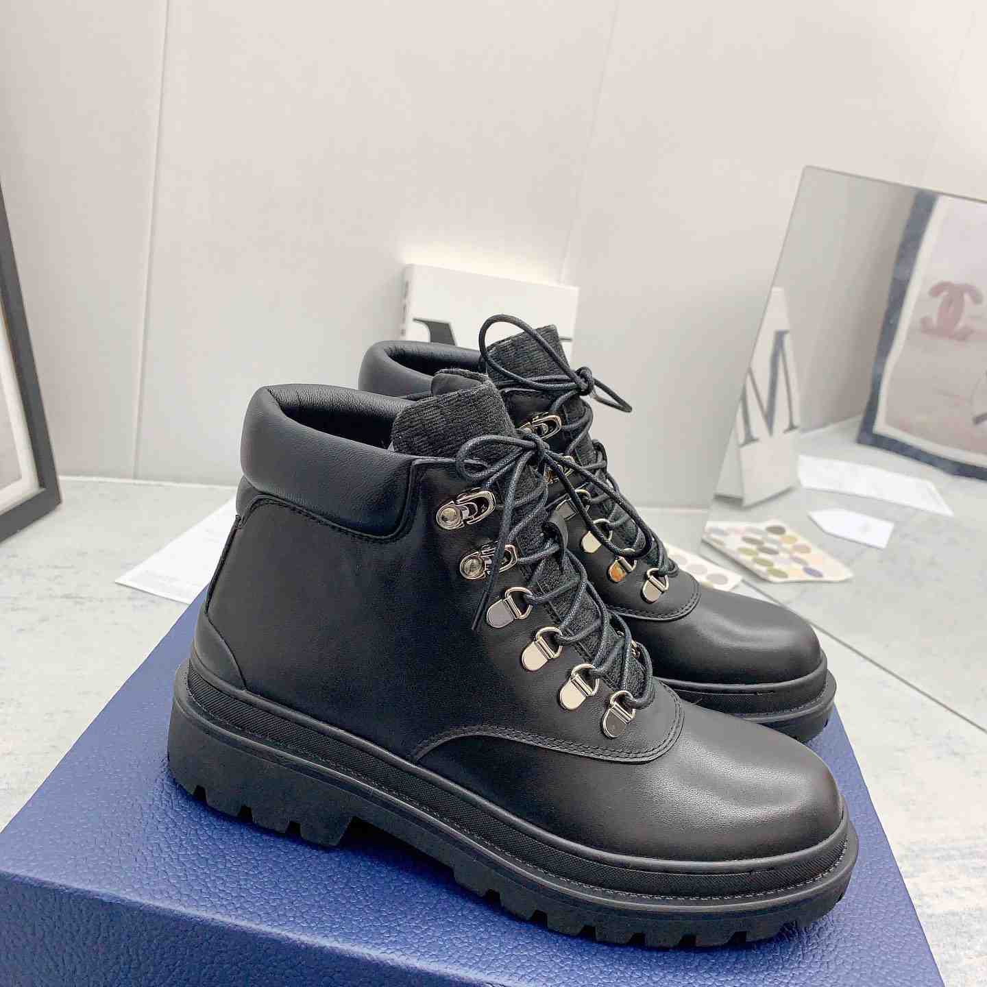 Dior Explorer Ankle Boot - DesignerGu