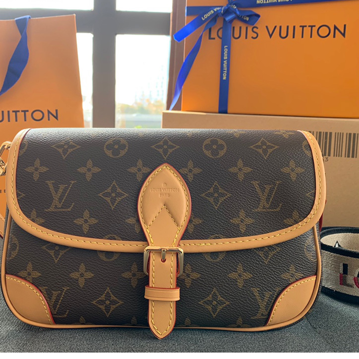 Louis Vuitton Diane(25-9-15cm)   M45985 - DesignerGu