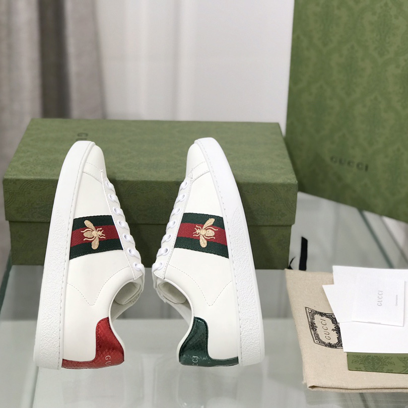 Gucci Ace Sneaker With Bee - DesignerGu