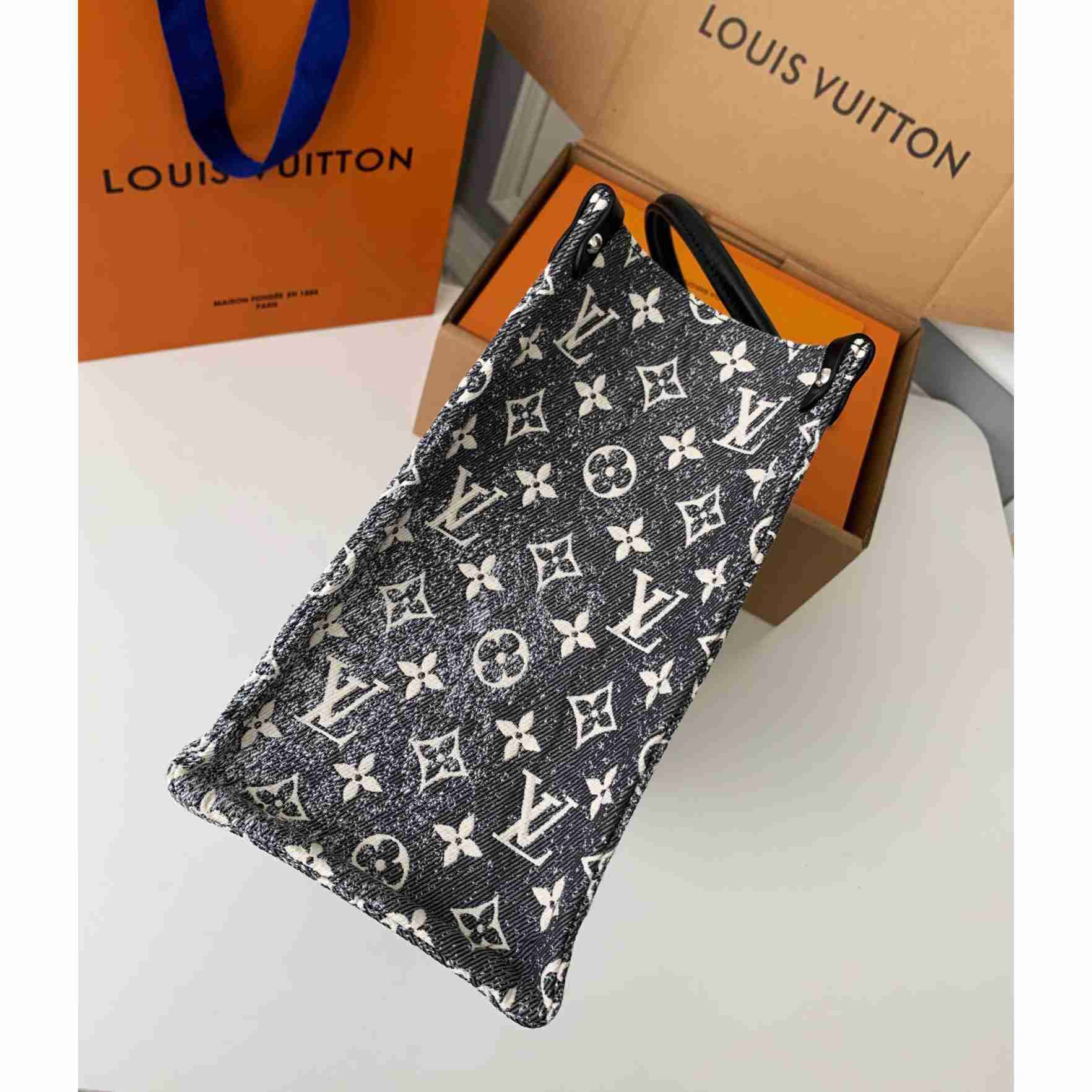 Louis Vuitton OnTheGo MM(35-27-14cm) - DesignerGu