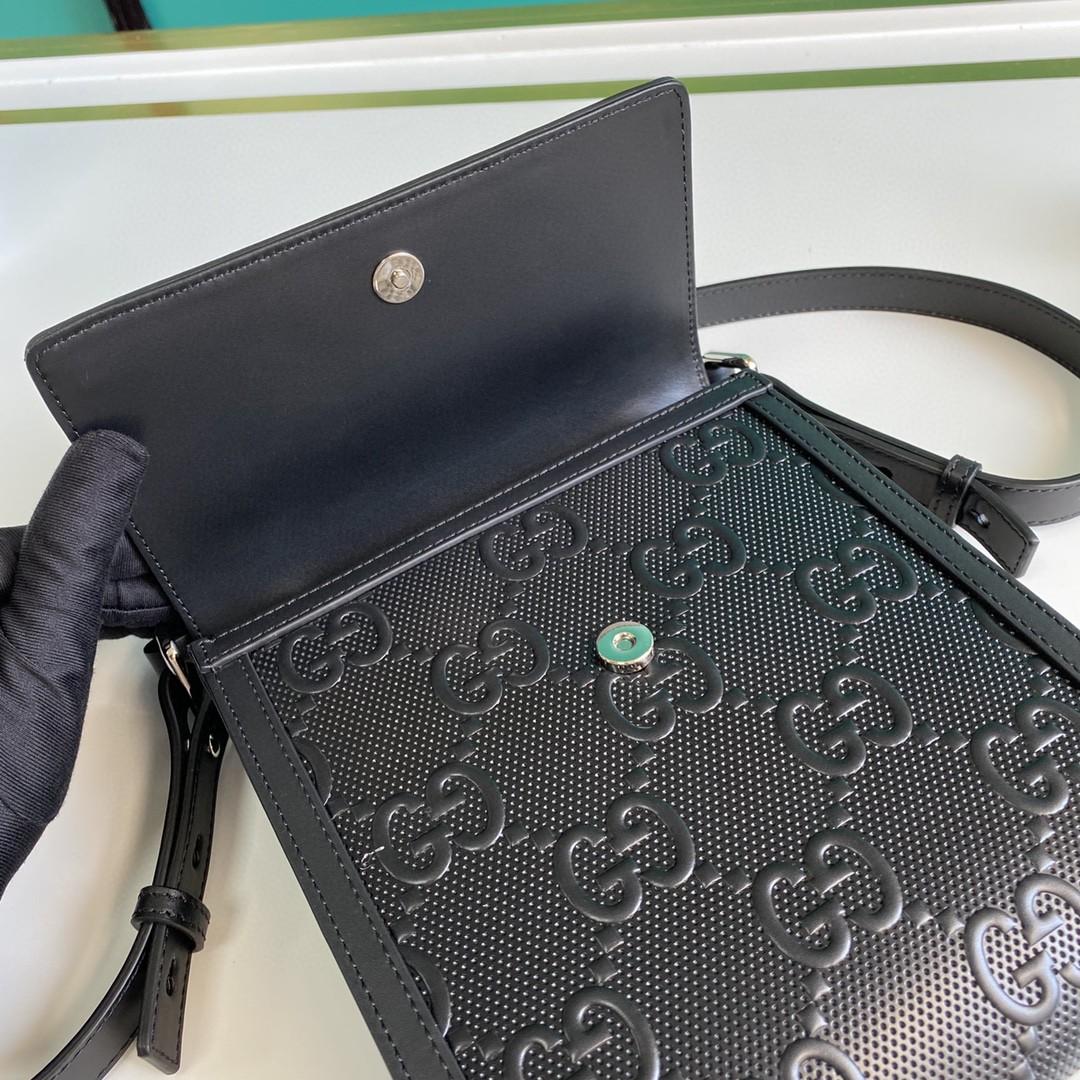 Gucci Embossed GG Motif Messenger Bag - Black(18-20-5.4cm)    625782 - DesignerGu