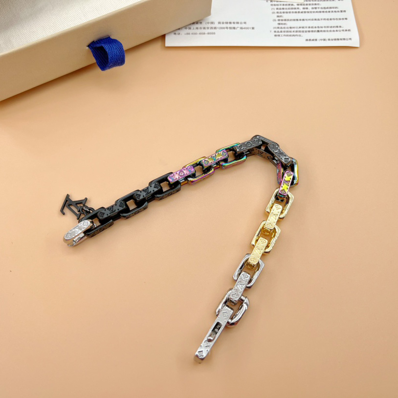 Louis Vuitton Paradise Chain Bracelet   M0070L - DesignerGu