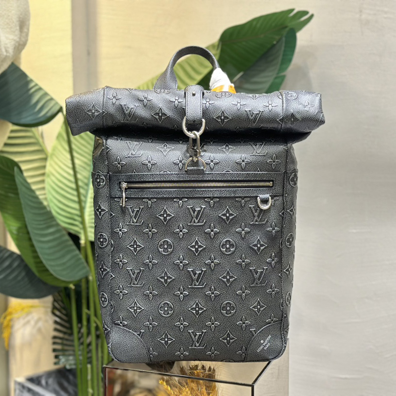 Louis Vuitton Roll Top Backpack (29-42-15cm)  M21359 - DesignerGu