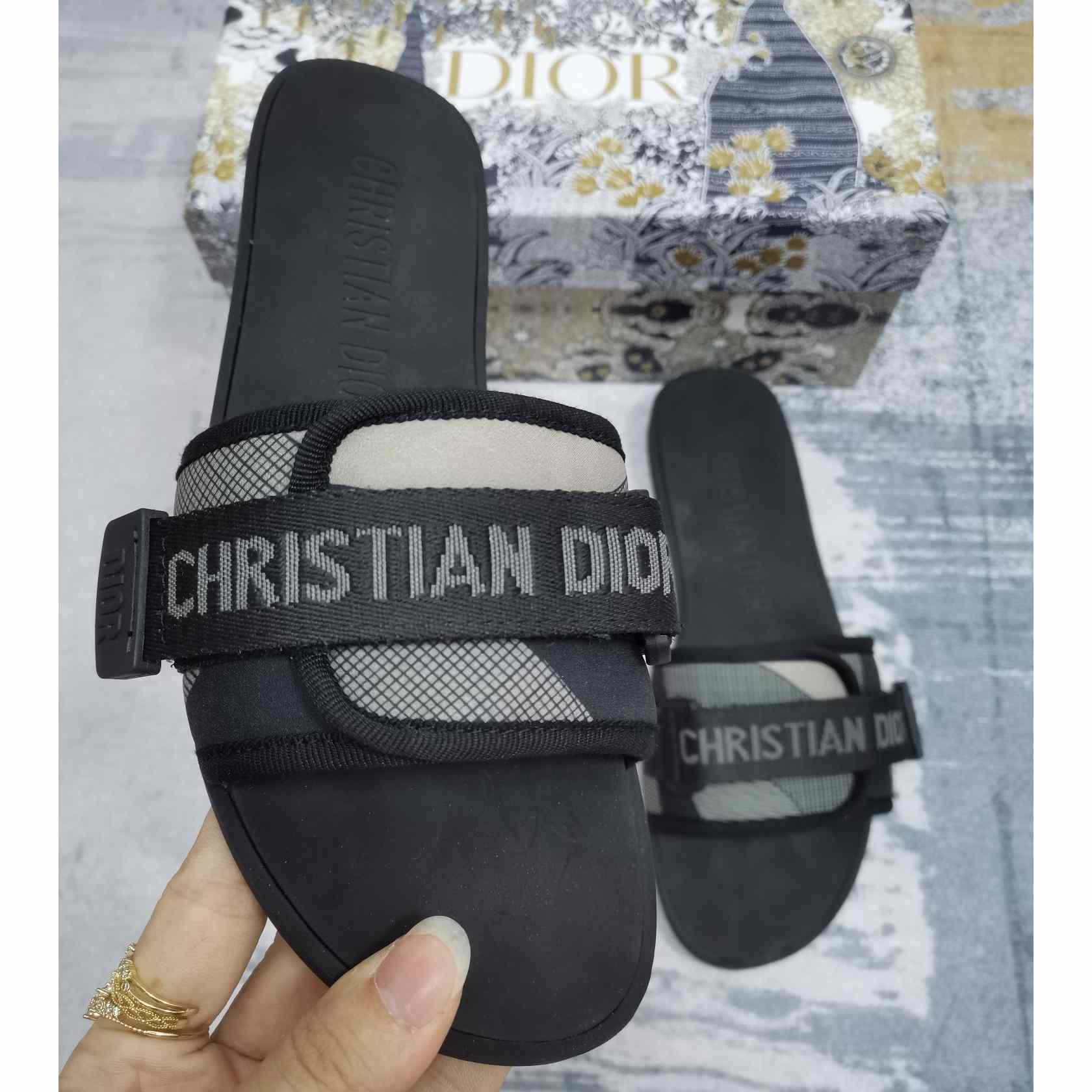 Dior Evolution Slide - DesignerGu