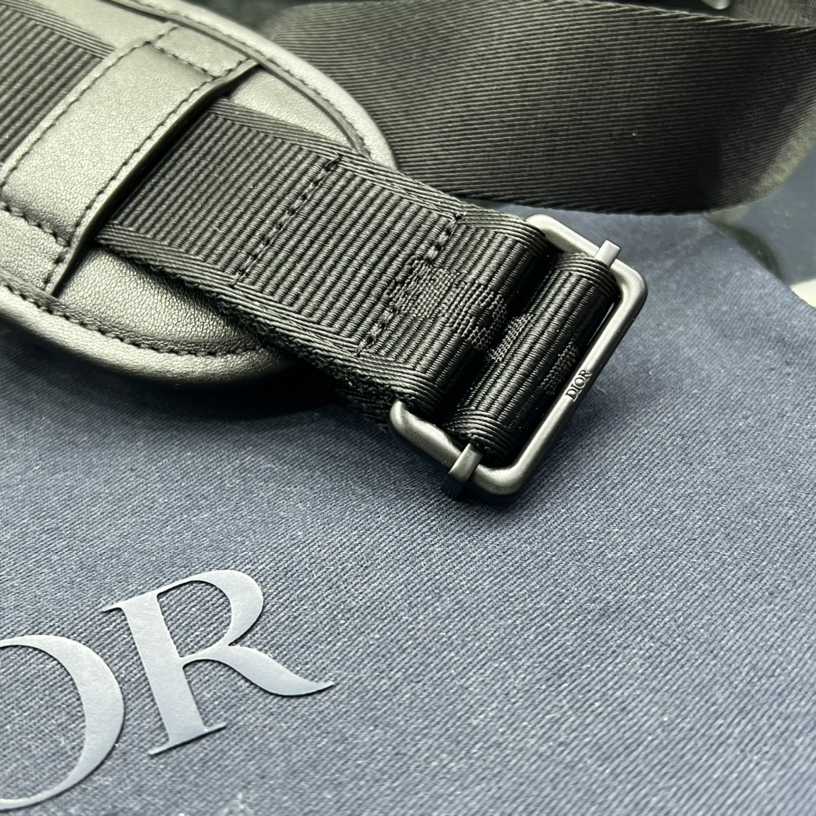 Dior Explorer Messenger Bag - DesignerGu