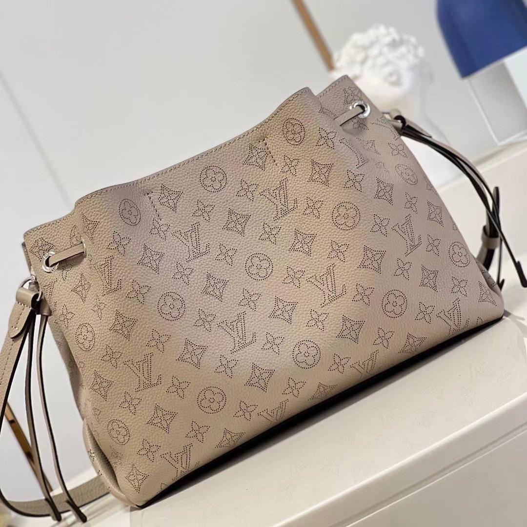 Louis Vuitton Bella Tote(32 x 23 x 13 cm )     M59201 - DesignerGu