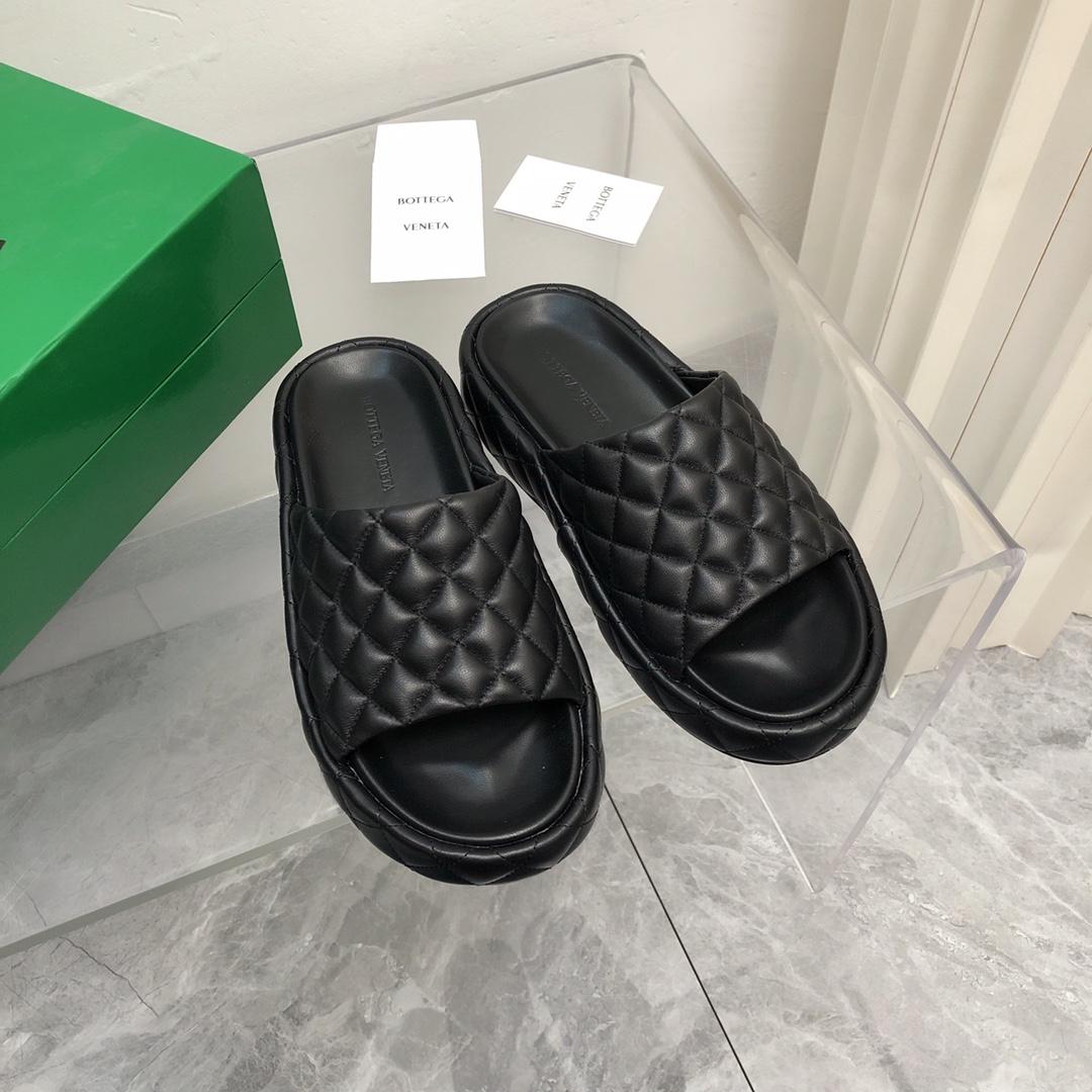 Bottega Veneta Padded  - DesignerGu