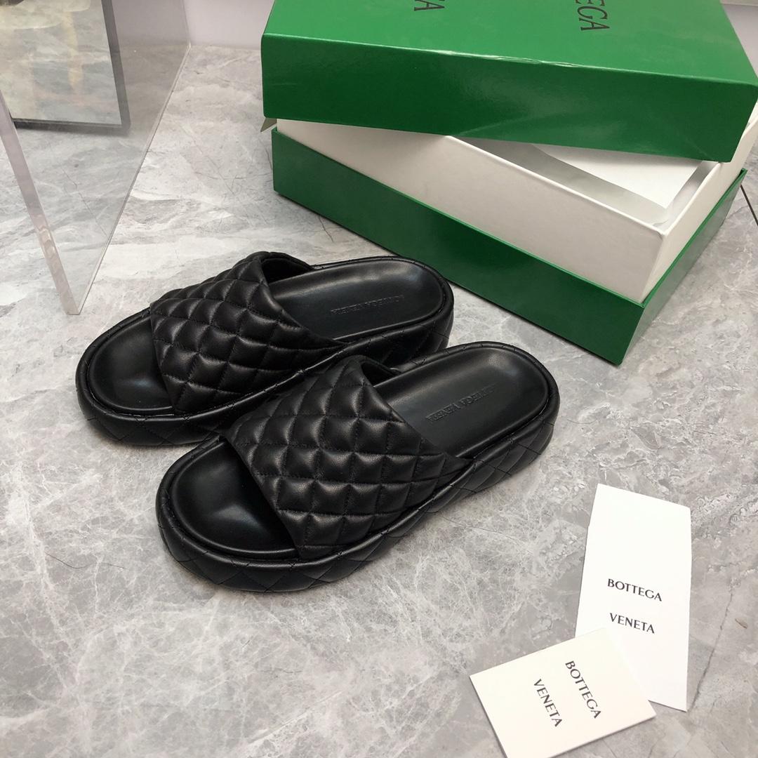 Bottega Veneta Padded  - DesignerGu