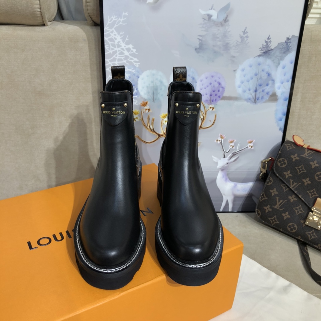 Louis Vuitton Lv Beaubourg Ankle Boot     1A8949 - DesignerGu