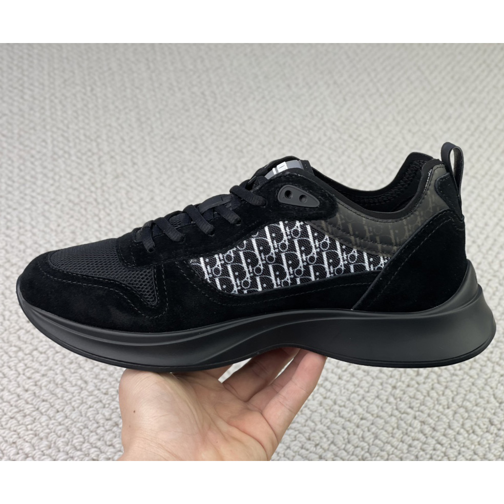 Dior B25 Runner Sneaker - DesignerGu