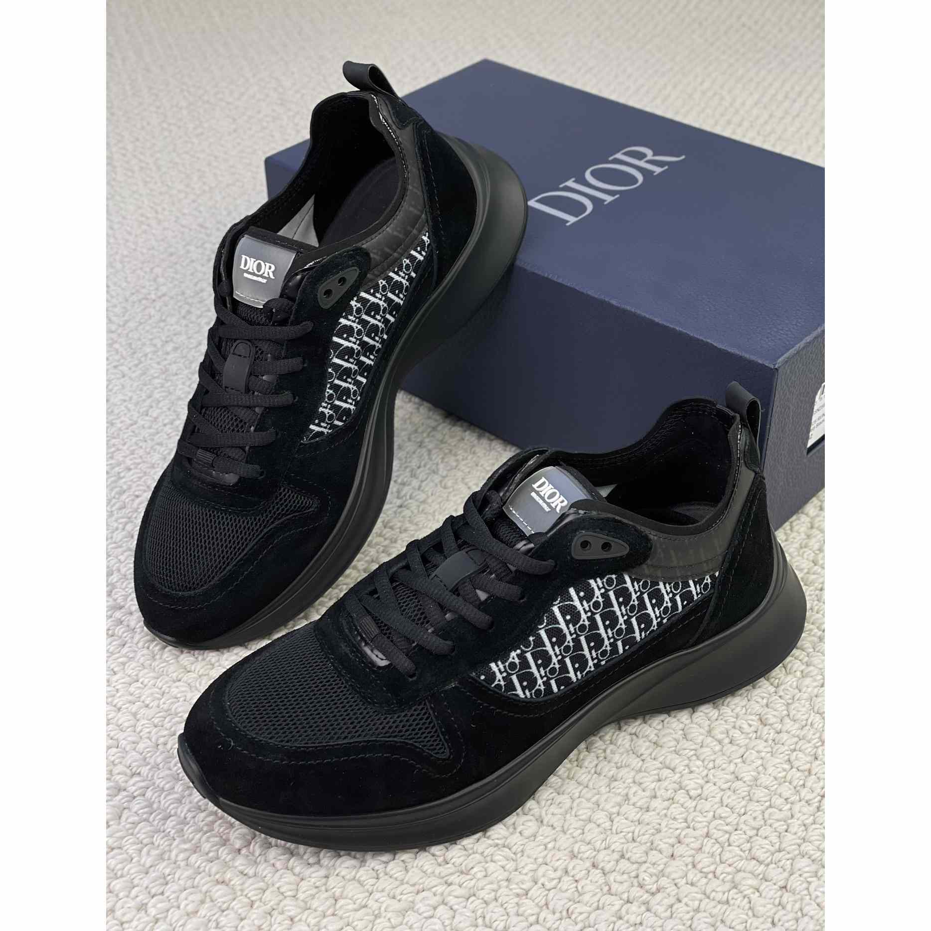 Dior B25 Runner Sneaker - DesignerGu