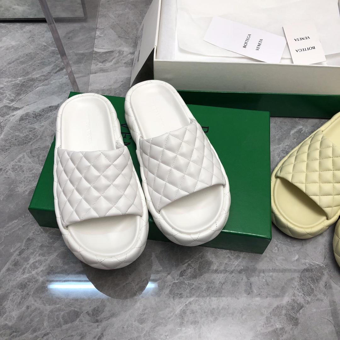 Bottega Veneta Padded  - DesignerGu