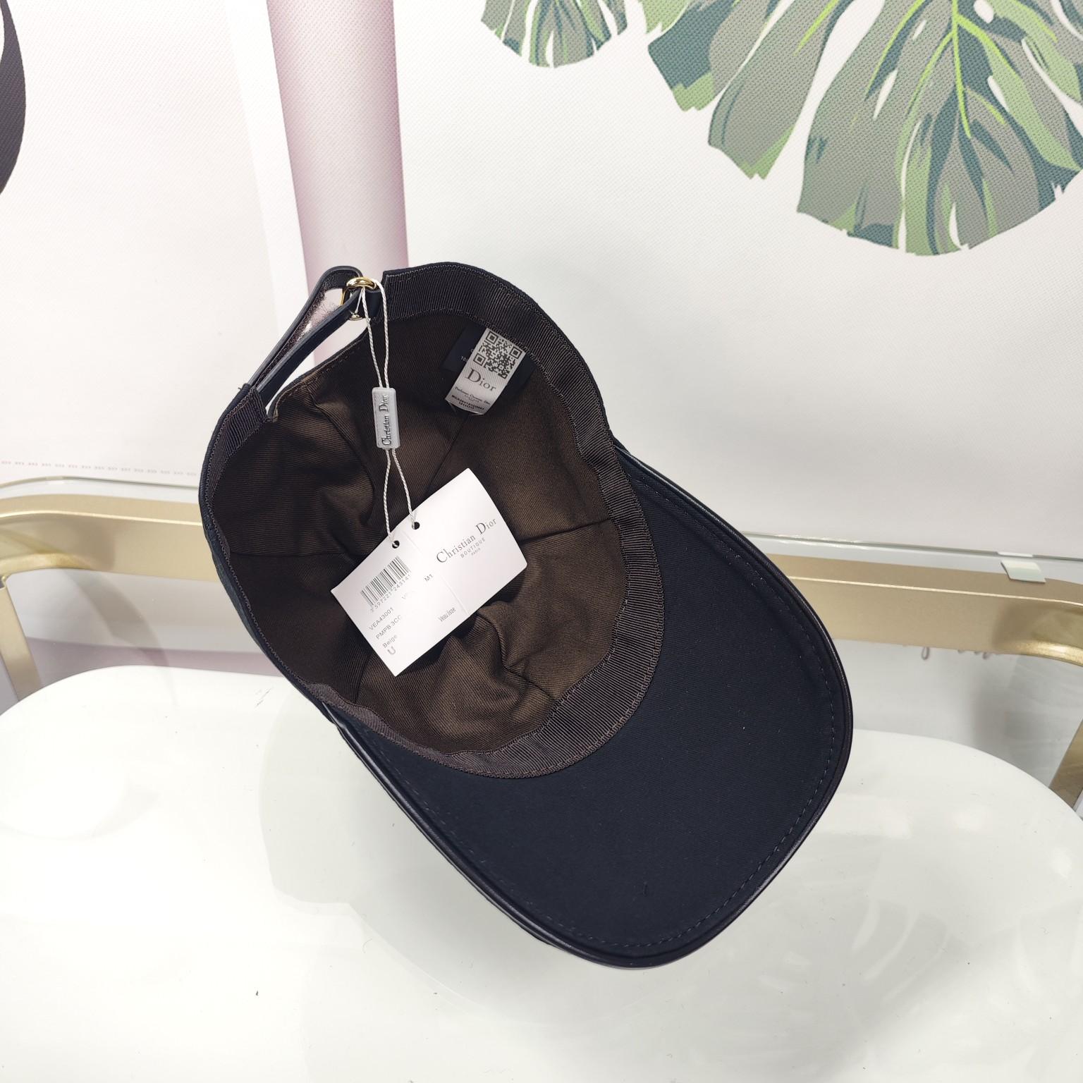 Dior Baseball Cap - DesignerGu