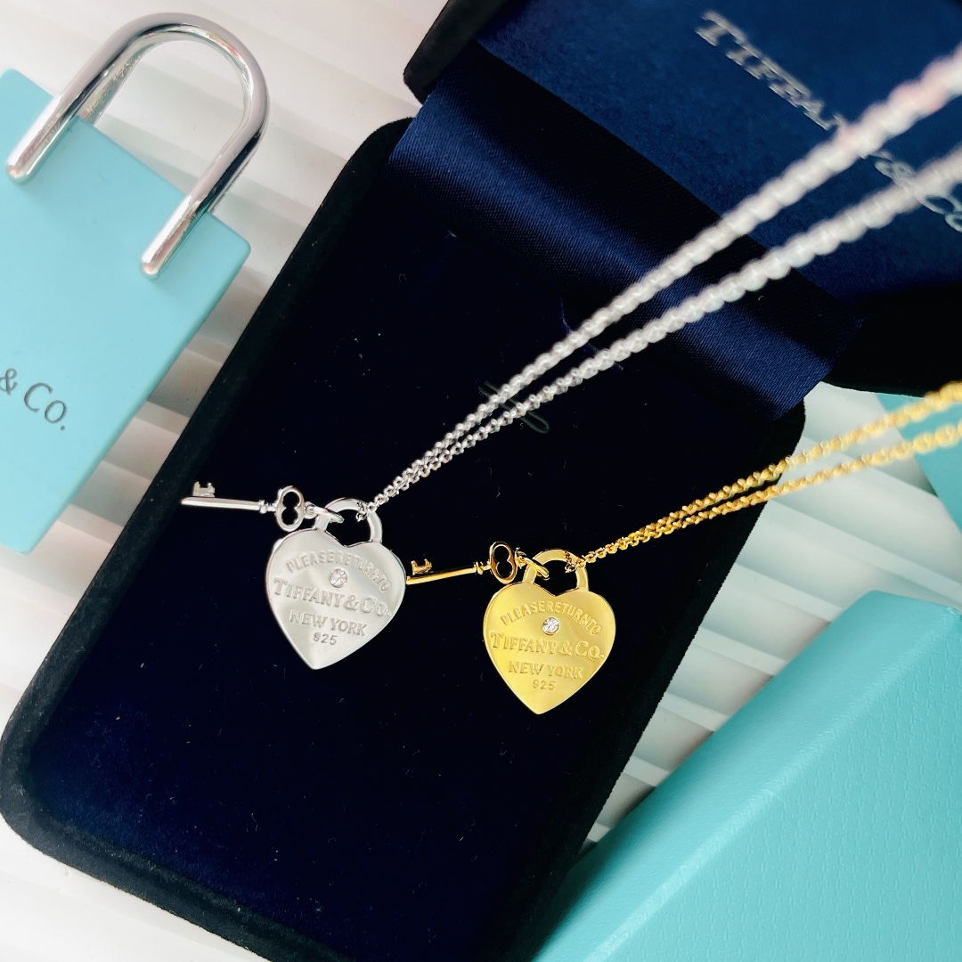 Tiffany&CO Heart Tag Pendant - DesignerGu