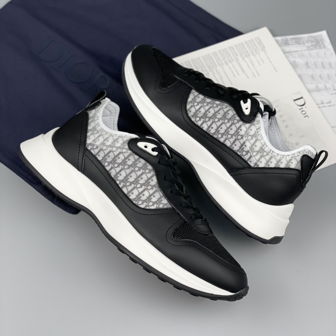 Dior B25 Runner Sneaker - DesignerGu