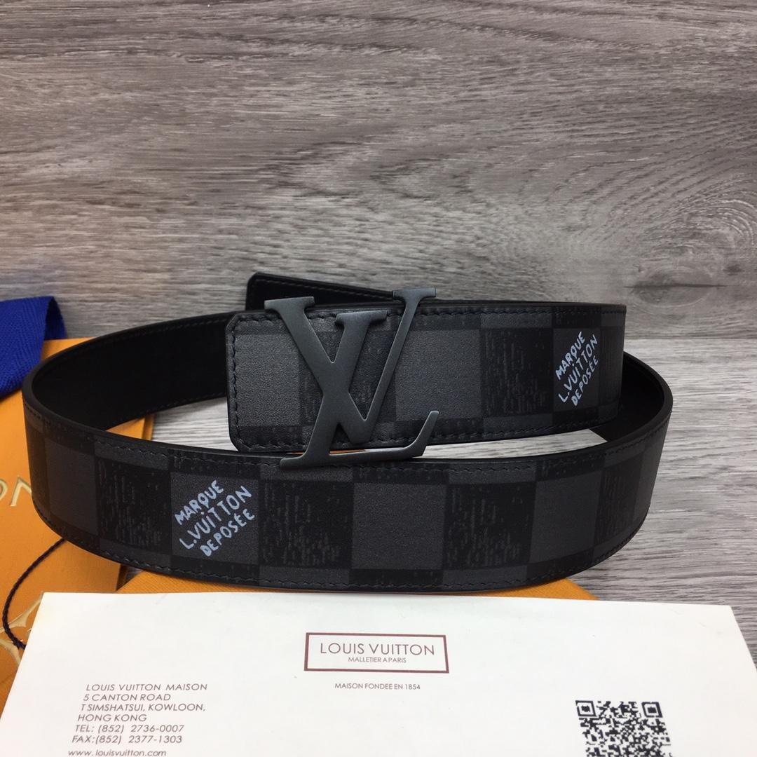 Louis Vuitton Reversible Belt  40mm - DesignerGu