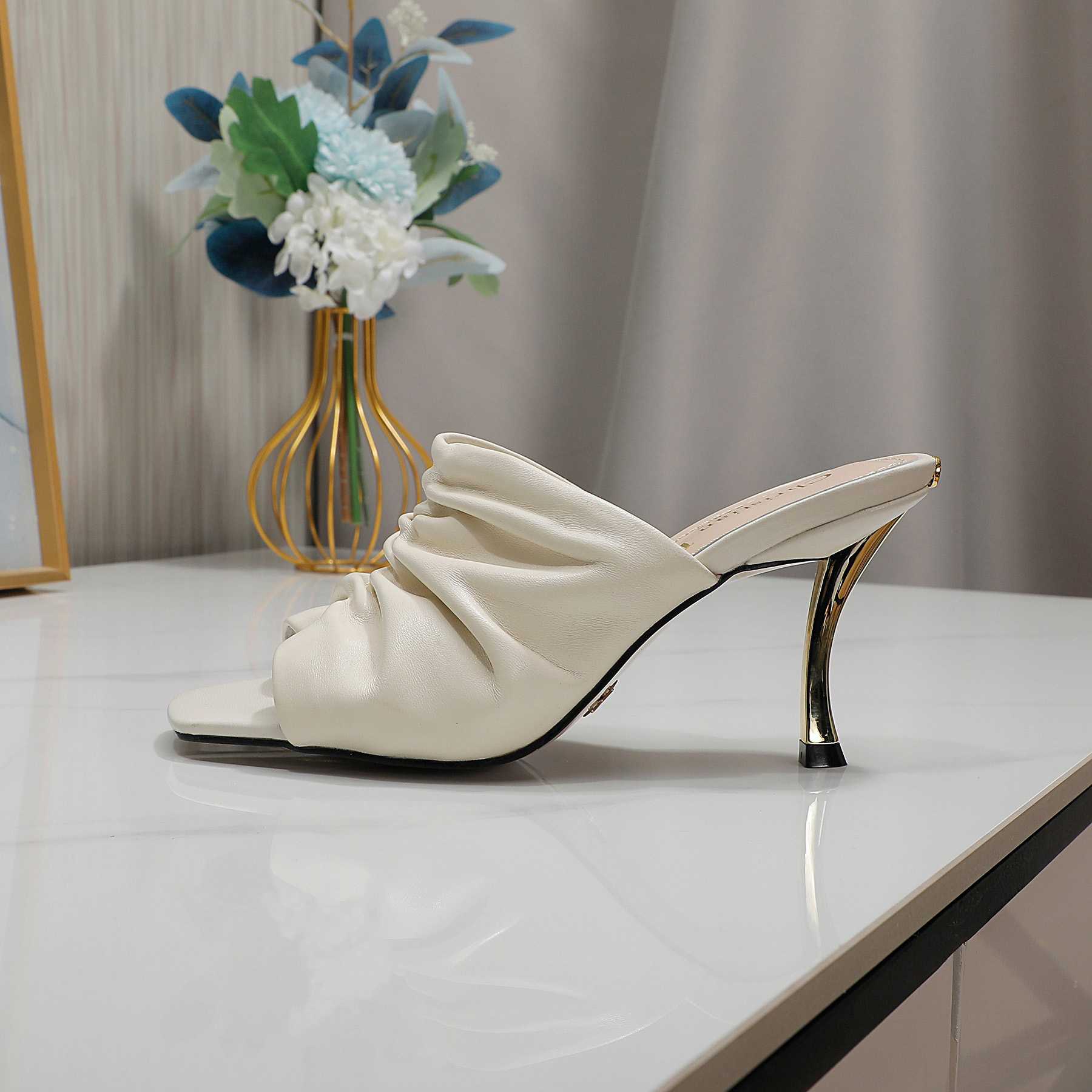 Dior D-Fame Open-Toe Pump - DesignerGu