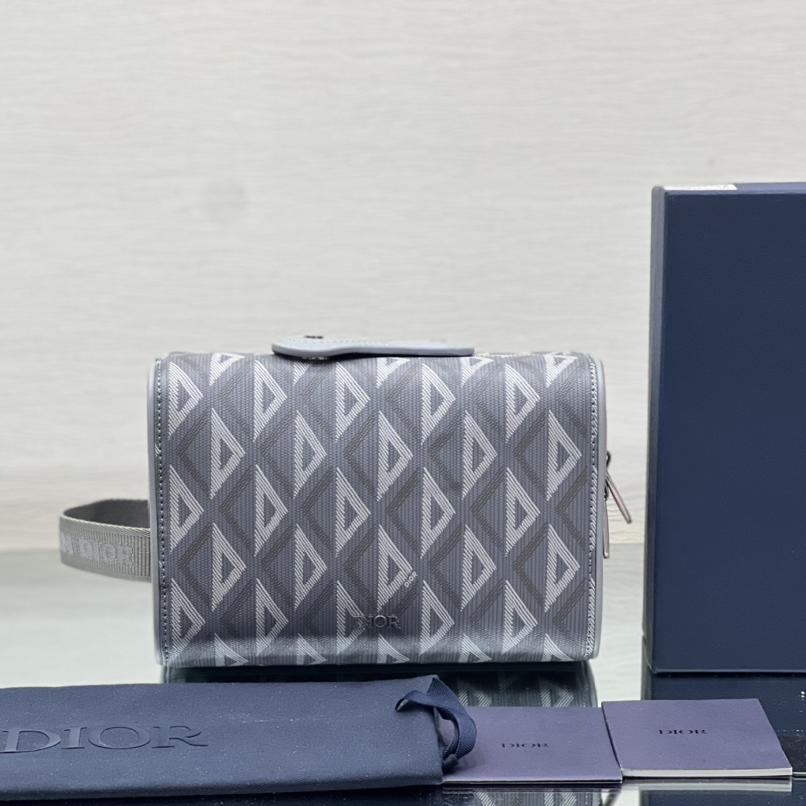 Dior Lingot Toiletry Case - DesignerGu