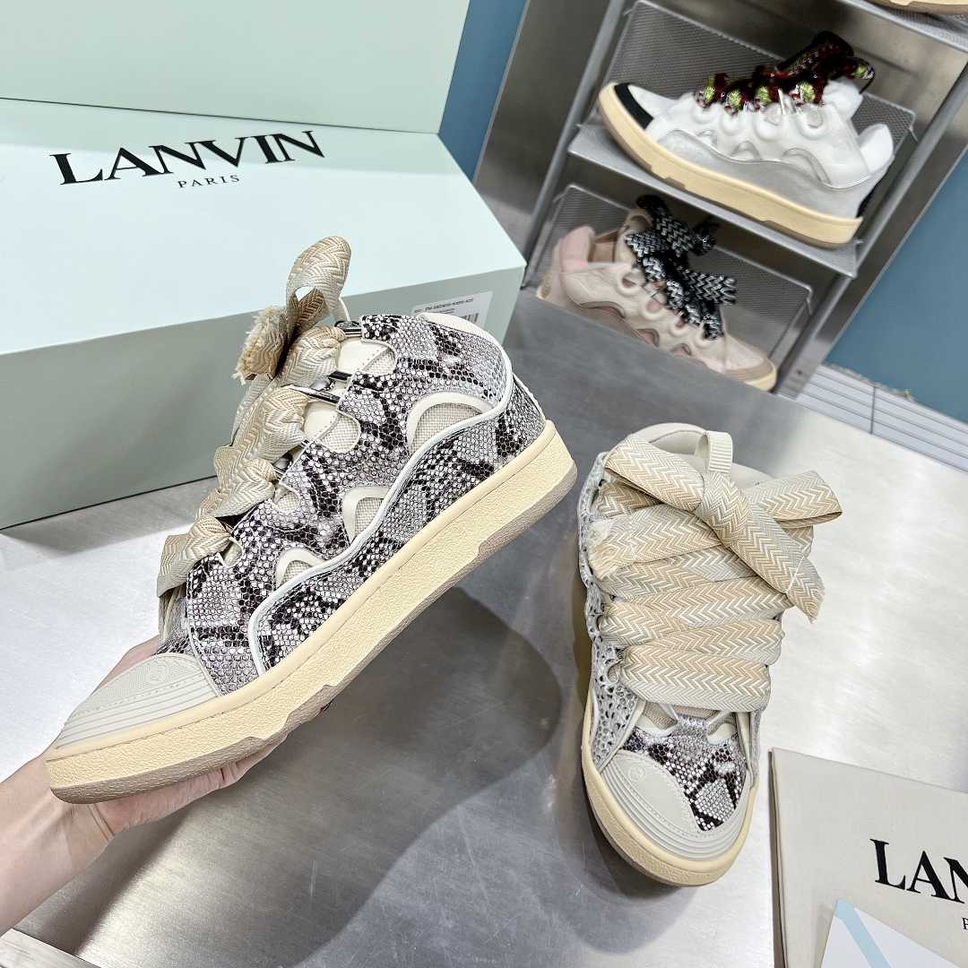 Lanvin Curb Low-Top Sneakers - DesignerGu