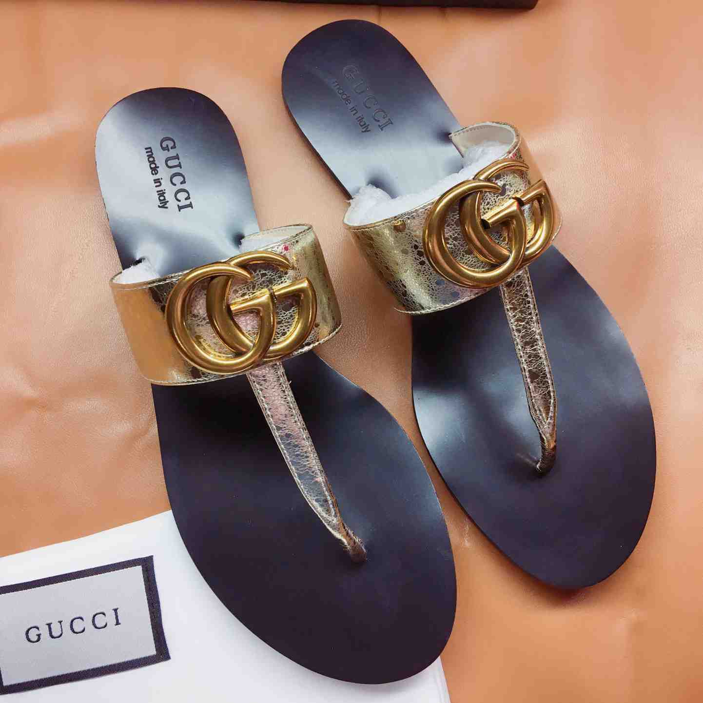 Gucci Marmont Leather Platform Sandals - DesignerGu