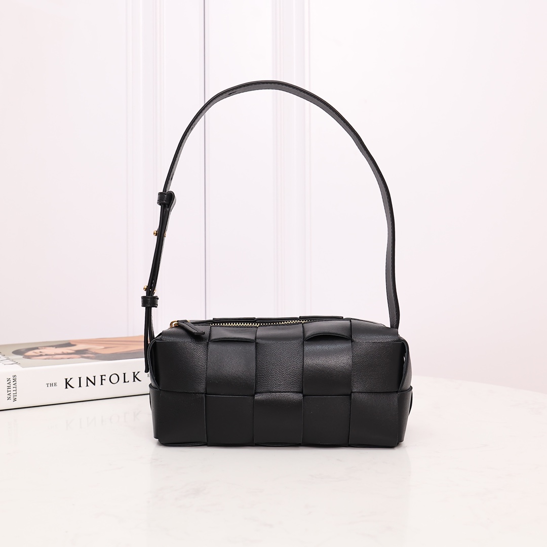 Bottega Veneta Small Brick Cassette - DesignerGu