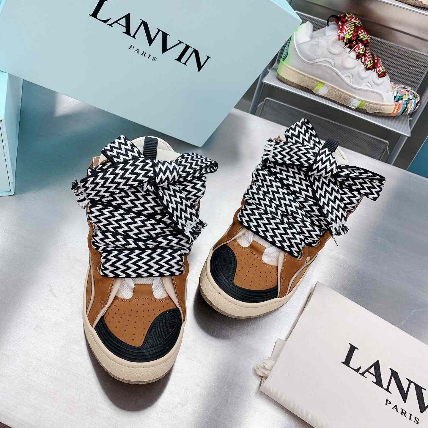 Lanvin Leather Curb Sneakers - DesignerGu