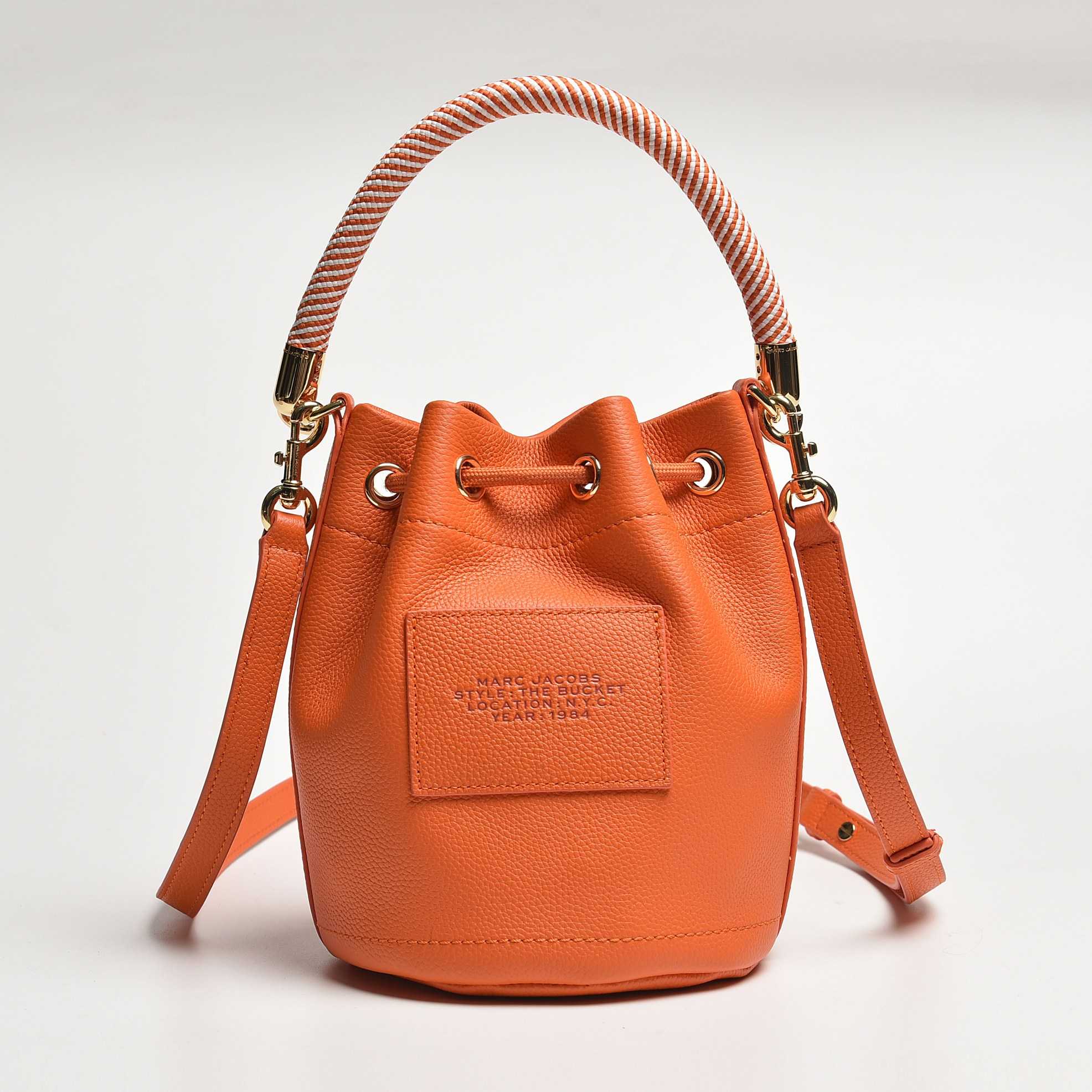 Marc Jacobs The Bucket Bag(19-19-23cm) - DesignerGu