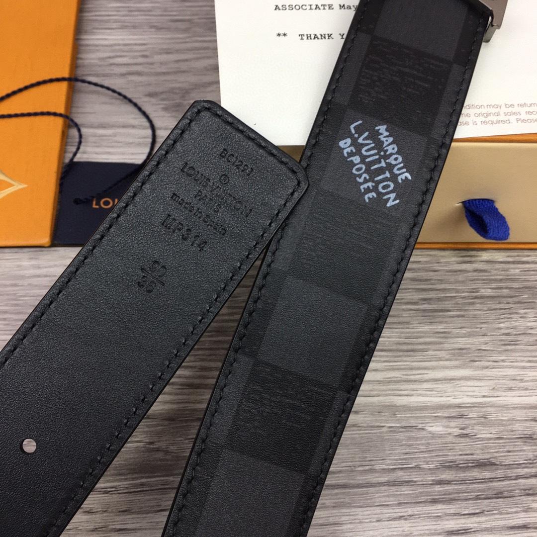 Louis Vuitton Reversible Belt  40mm - DesignerGu