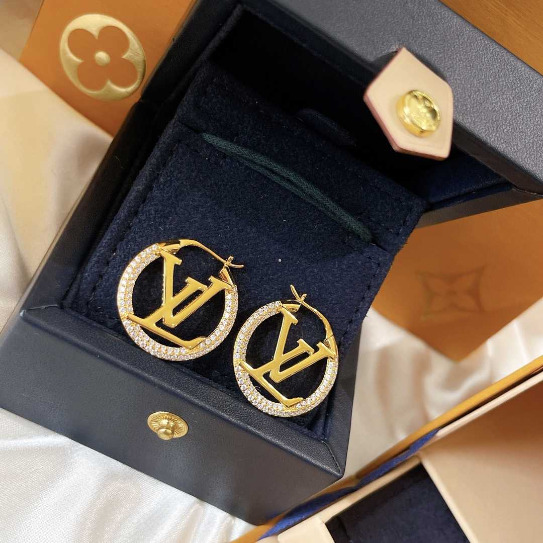 Louis Vuitton Earrings - DesignerGu