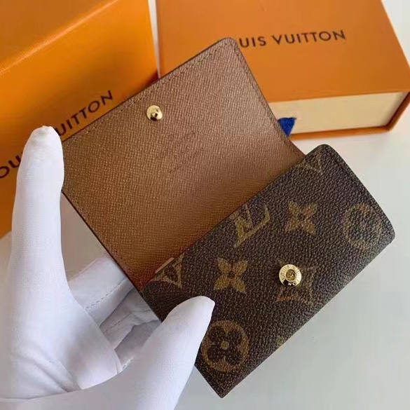 Louis Vuitton 6 Key Holder(10.5-7cm)       M62630 - DesignerGu