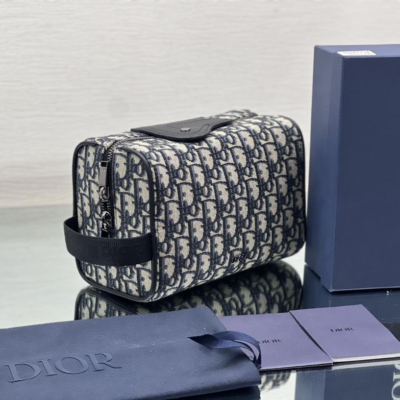 Dior Lingot Toiletry Case - DesignerGu