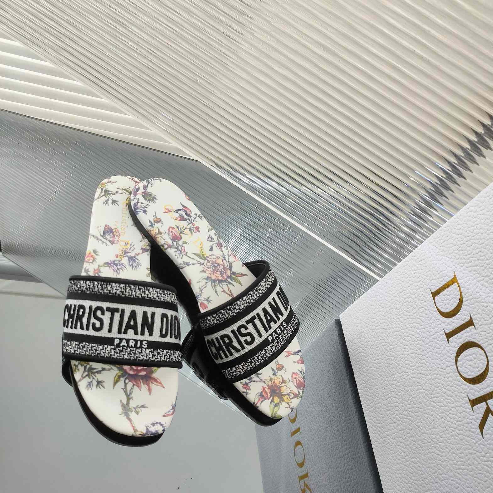 Dior Dway Slide  - DesignerGu